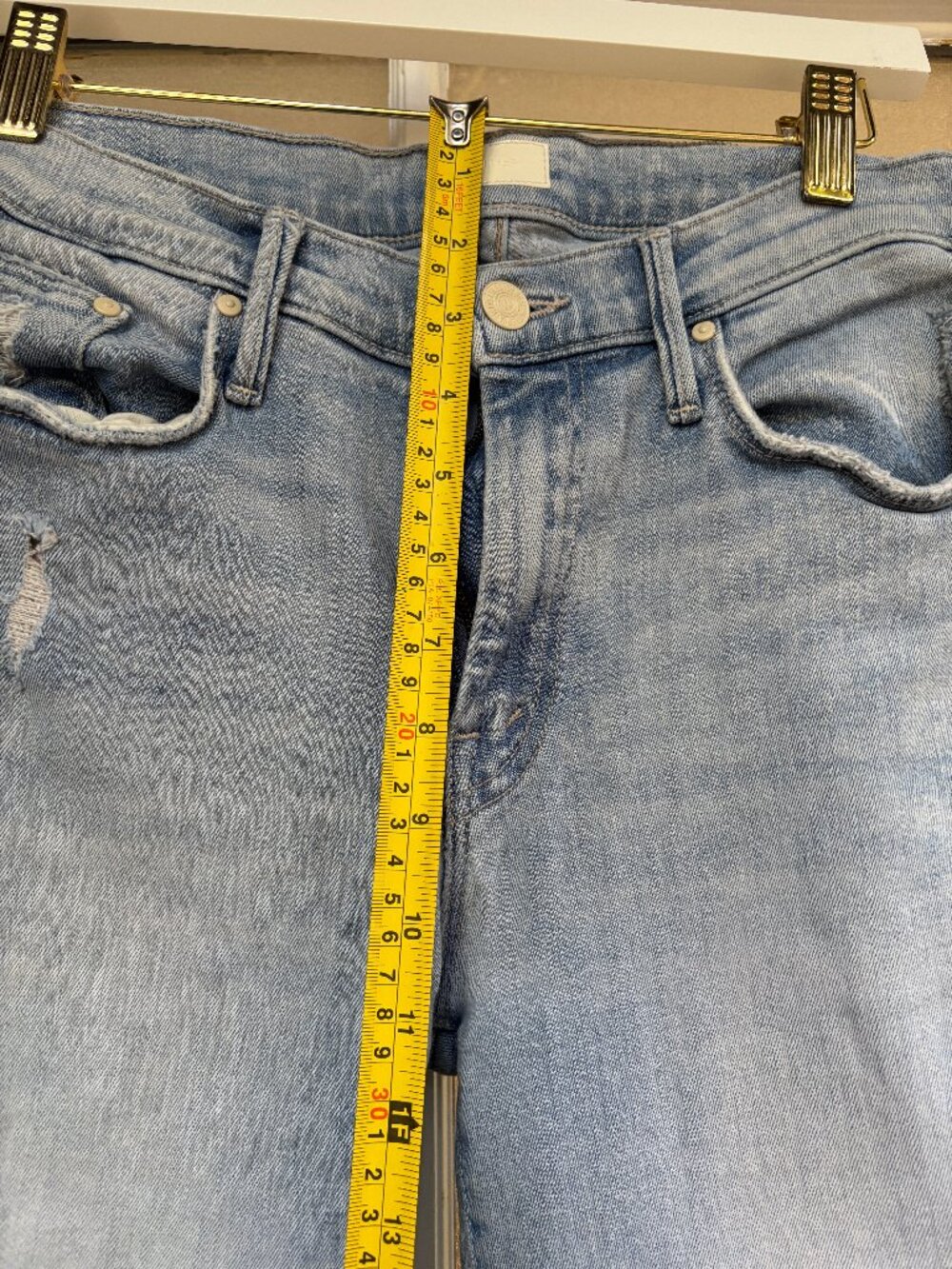 MOTHER The Weekender Fray Jeans – Size 27 – Distressed Flare - Picture 4 of 16